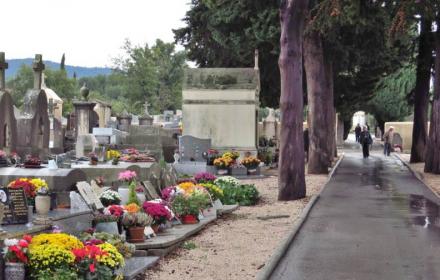 Le cimetière de Trets(13530): Un lieu de mémoire au cœur de la Haute Vallée de l’Arc